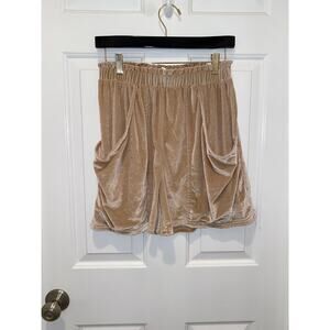 Vada Winter Shorts Velour Shimmer Cream Elastic Waist Pockets Size Small